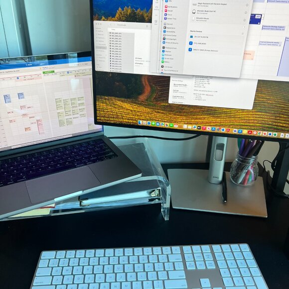 Apple Magic Keyboard - BRAND NEW - Picture 6 of 11